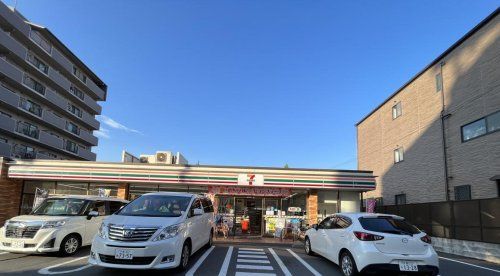 セブンイレブン 西千葉本通り店の画像