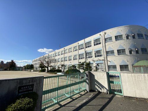 名古屋市立猪子石小学校の画像