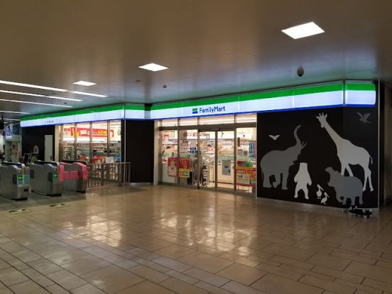 ファミリーマート エキア東武動物公園店の画像