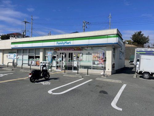 ファミリーマート　香芝高山台店の画像