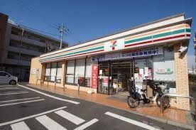 セブンイレブン 横浜鴨居1丁目店の画像