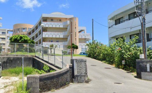 沖縄市立美里中学校の画像