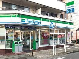 ファミリーマート 川崎坂戸二丁目店の画像