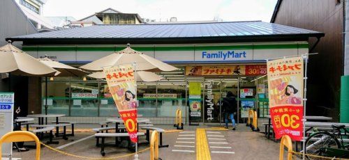 ファミリーマート 綾小路東洞院店の画像