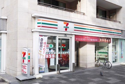 セブンイレブン 京都小川御池店の画像