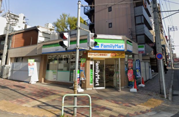 ファミリーマート 金山町店の画像