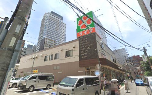 ライフ　中崎町駅前店の画像