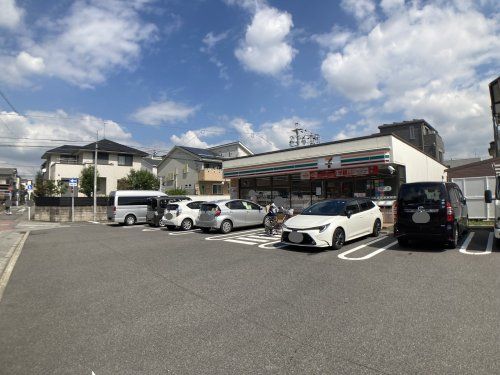 セブンイレブン名古屋上野3丁目店の画像