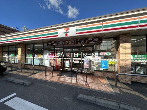 セブンイレブン 新横浜1丁目店の画像