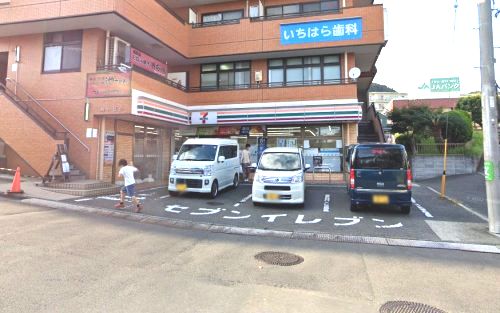 セブンイレブン 横須賀長沢駅前店の画像