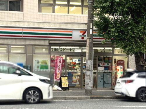 セブンイレブン 横浜白妙町2丁目店の画像