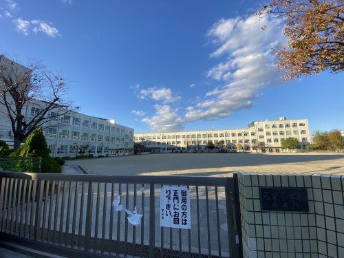名古屋市立名東小学校の画像