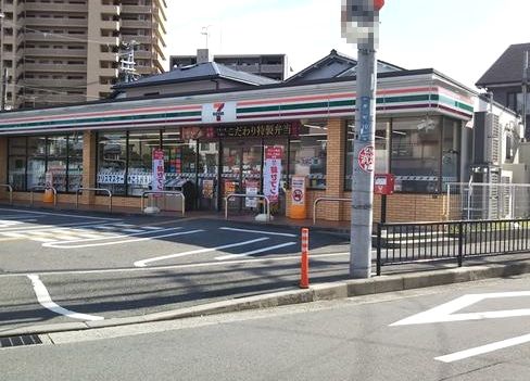 セブンイレブン 羽曳野栄町店の画像