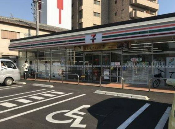 セブンイレブン 大阪千躰2丁目店の画像