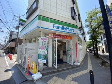 ファミリーマート 大東新町店の画像