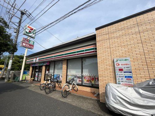 セブンイレブン 千葉真砂店の画像