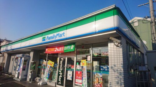 ファミリーマート 泉大津豊中店の画像