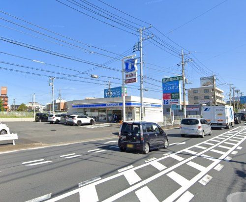 ローソン 横浜下川井町店の画像