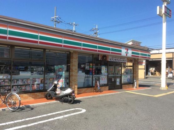 セブンイレブン 松原田井城店の画像