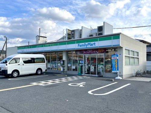 ファミリーマート 羽曳野野々上店の画像