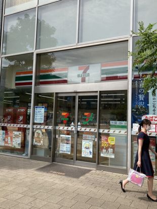 セブンイレブン 秋葉原センタープレイス店の画像