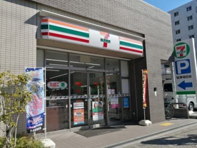 セブンイレブン 大阪中道4丁目店の画像