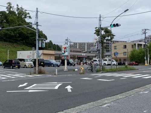 セブンイレブン 千葉都町店の画像