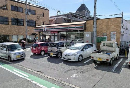 セブンイレブン 和泉尾井町店の画像