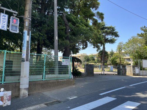 千葉市立園生小学校の画像