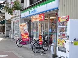 ファミリーマート 緑橋店の画像