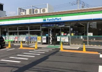 ファミリーマート 練馬北町七丁目店の画像