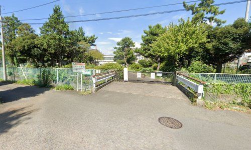 寒川町立小谷小学校の画像