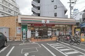 セブンイレブン 近鉄布施駅南店の画像