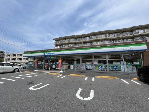 ファミリーマート 稲毛小仲台九丁目店の画像