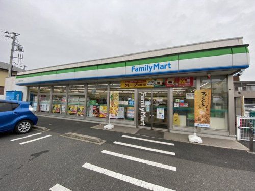 ファミリーマート 千葉南町三丁目店の画像