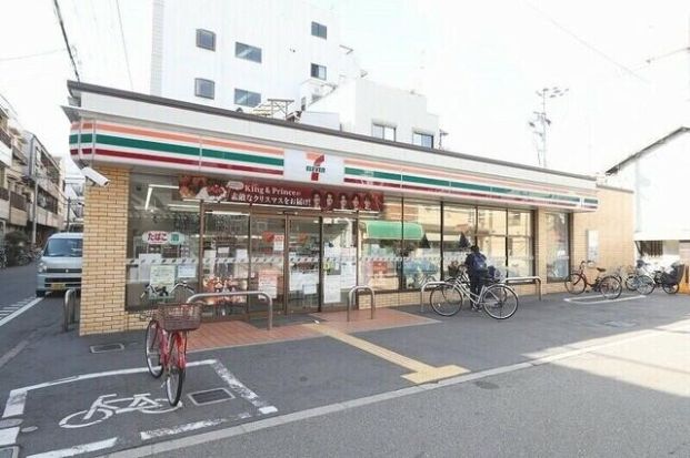 セブンイレブン 大阪勝山南4丁目店の画像