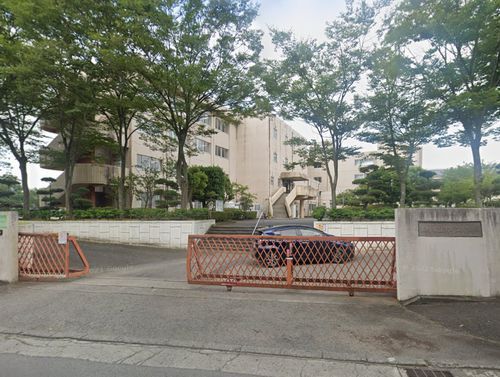 秦野市立南が丘小学校の画像