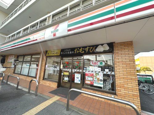 セブンイレブン尼崎南塚口2丁目店の画像