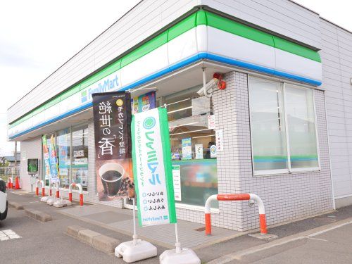 ファミリーマート 長野篠ノ井布施高田店の画像