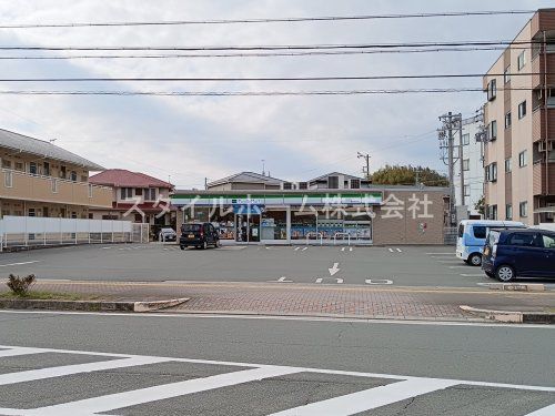 ファミリーマート　田原赤石店の画像