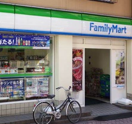 ファミリーマート 高円寺中通店の画像