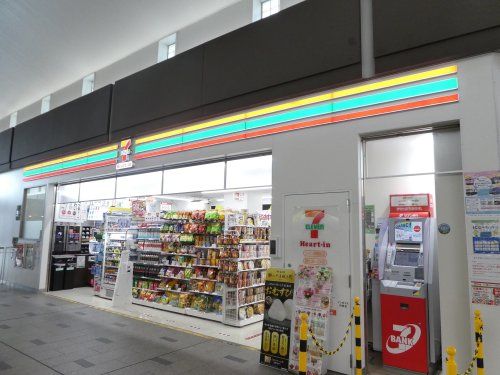 セブンイレブン ハートインJR宝塚駅改札口店の画像