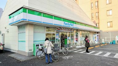 ファミリーマート 東久留米本町店の画像