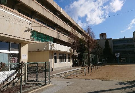 吹田市立吹田南小学校の画像