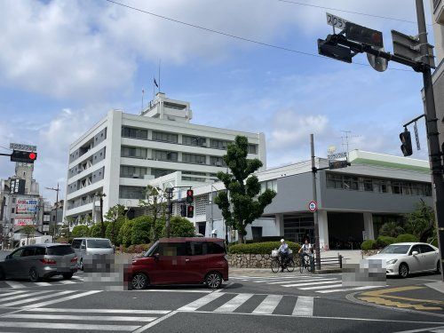 豊中市役所の画像