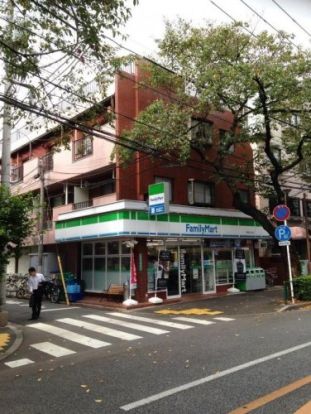 ファミリーマート 中野松が丘店の画像