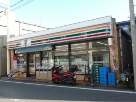 セブンイレブン 杉並日大二高店の画像