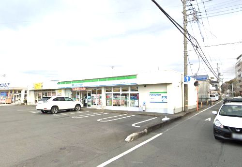 ファミリーマート 長泉下土狩店の画像