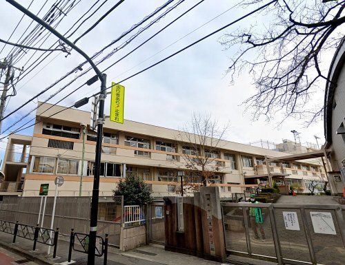 調布市立滝坂小学校の画像