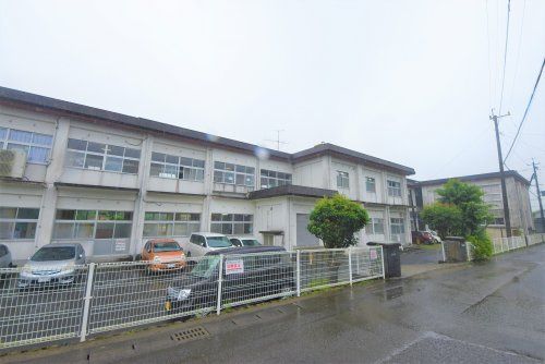 都城市立富吉小学校の画像